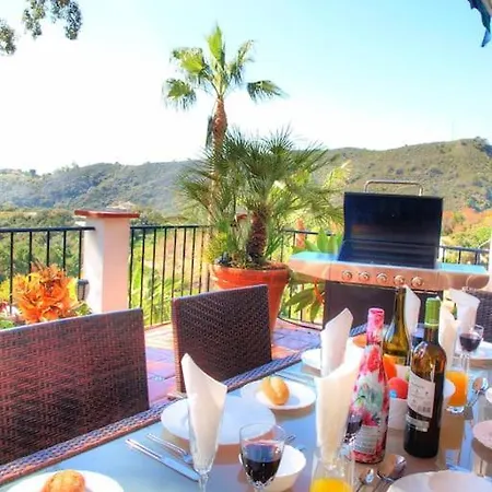 וילה 4 Bed Private Pool Bermeja *