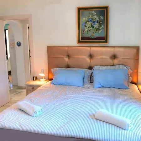 4 Bed Private Pool Bermeja וילה אסטפונה